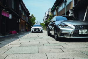 レクサスとにし茶屋街