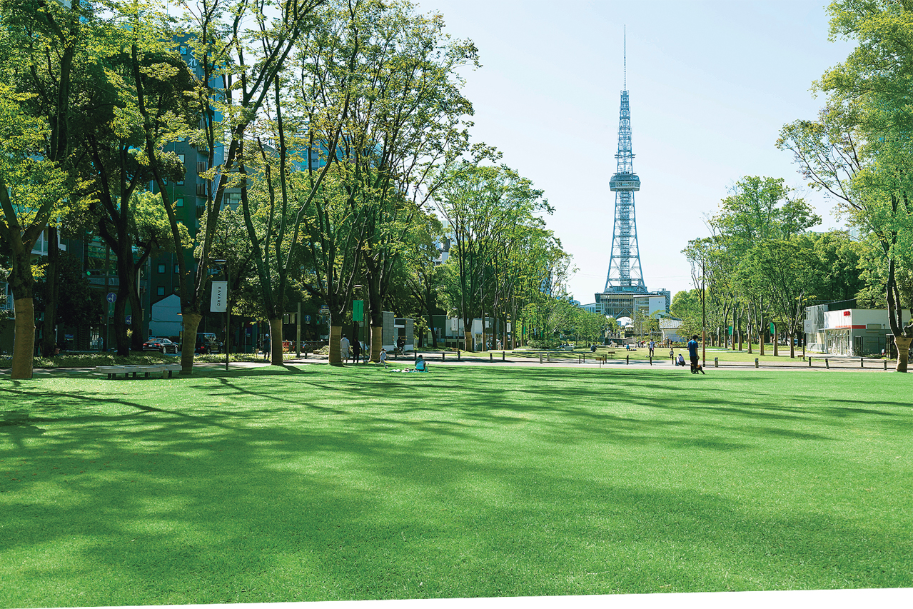 テレビ塔がシンボリックにそびえる久屋大通公園。  ※掲載の環境写真は2020年10月に撮影したものにCG加工を施しており、実際とは多少異なります。