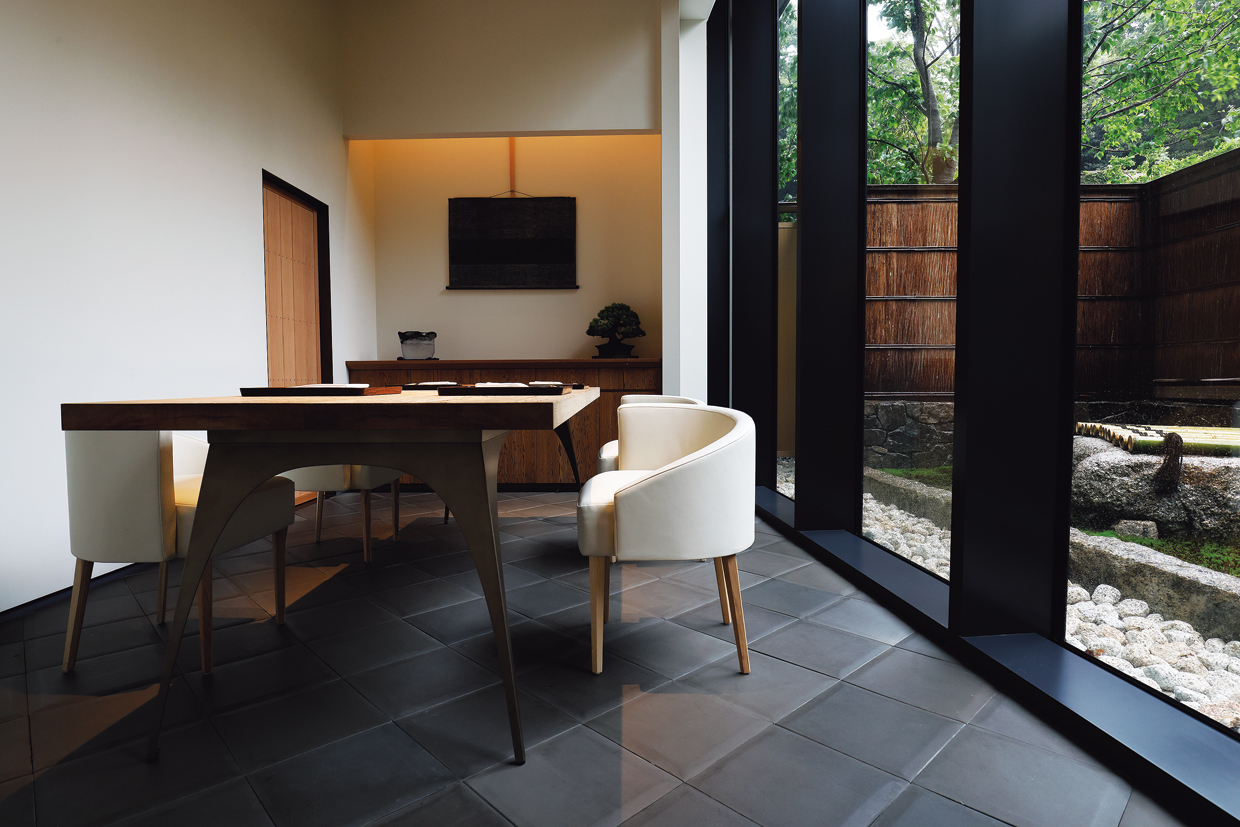 日本料理かんだ(個室)。シンプルな中にも優美さを備えた空気をつくる