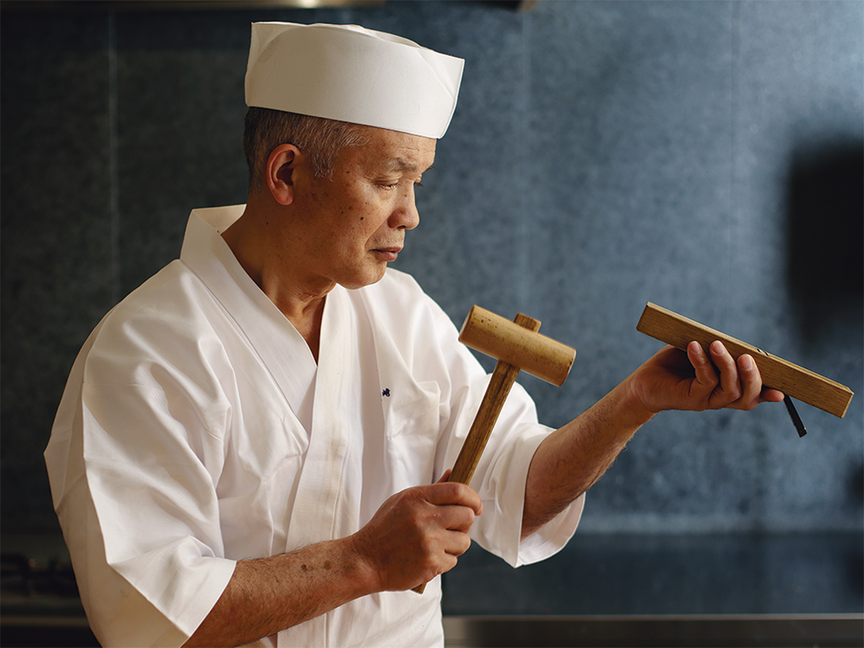 分とく山&emsp;野﨑洋光。料理の目・手・技