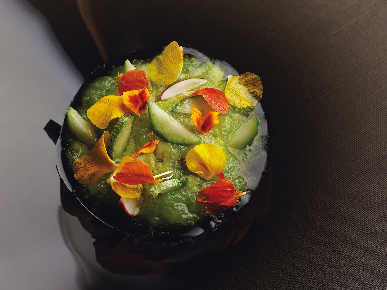 アミューズとしての提供を想定した涼やかな一品(リストランテホンダ 本多哲也 氏)