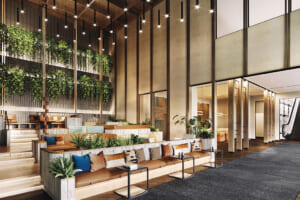 シェラトン鹿児島&emsp;明るく開放的な印象の1階ロビー