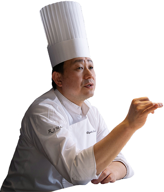 リューズ&emsp;飯塚隆太氏