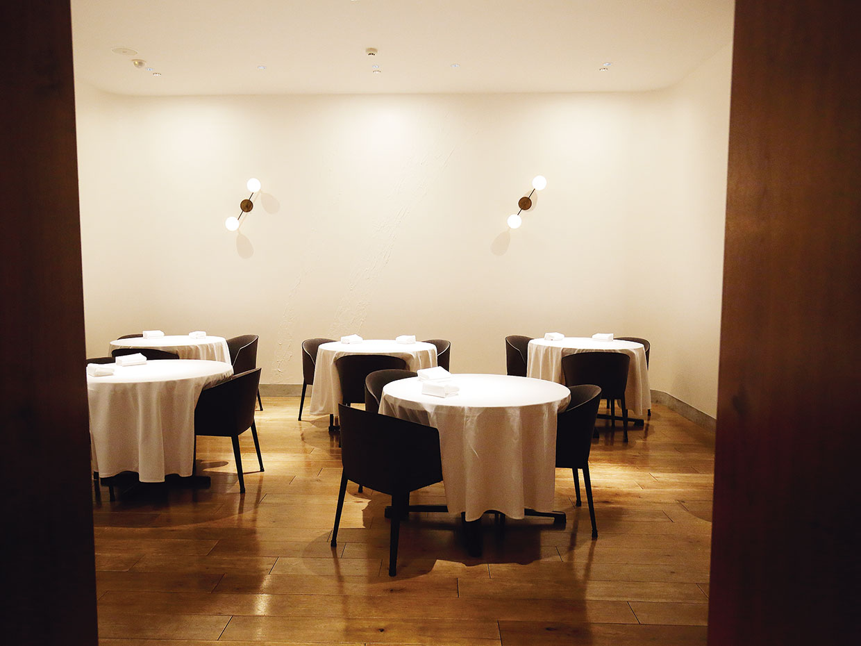 LA&ensp;CIME。店内