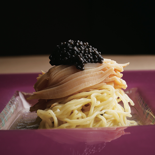 あふれる活気、軽快なテンポ