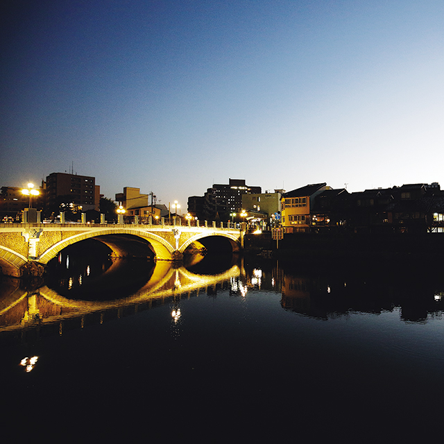 金沢・主計町、万古の灯