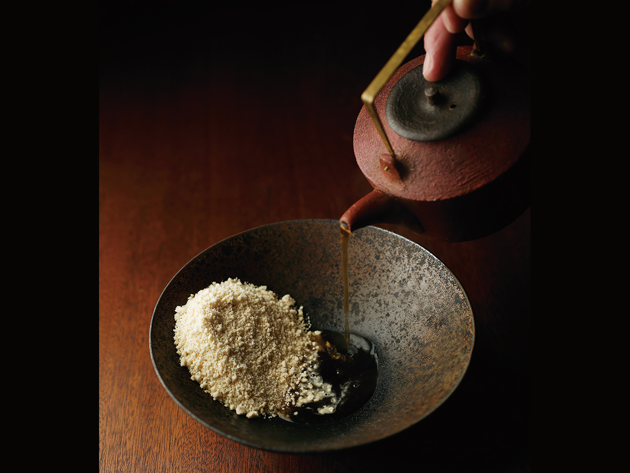 山田チカラ。穀類のキヌアに見立てた一品「キノワ」