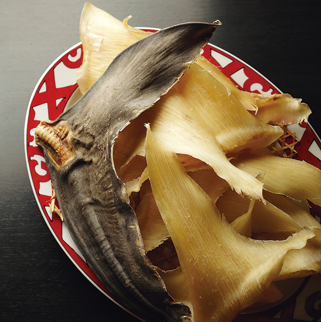 新富町&ensp;湯浅。フカヒレは必ず乾物を戻して使用