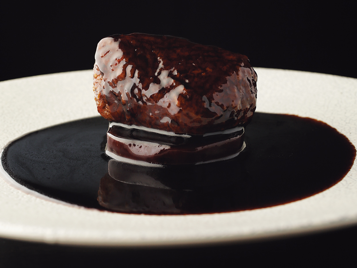 新富町&ensp;湯浅。黒酢の酢豚