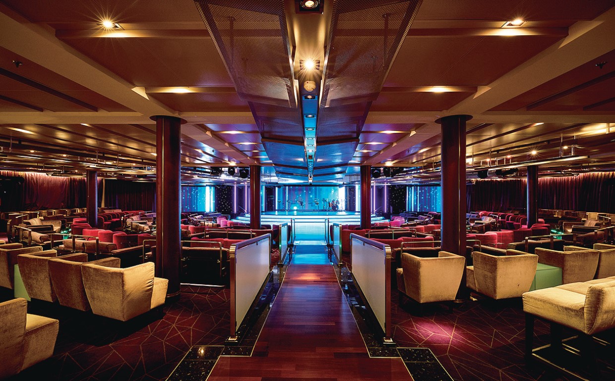 歓喜の時を刻む「洋上の祝祭」、JTBクルーズ全船貸切