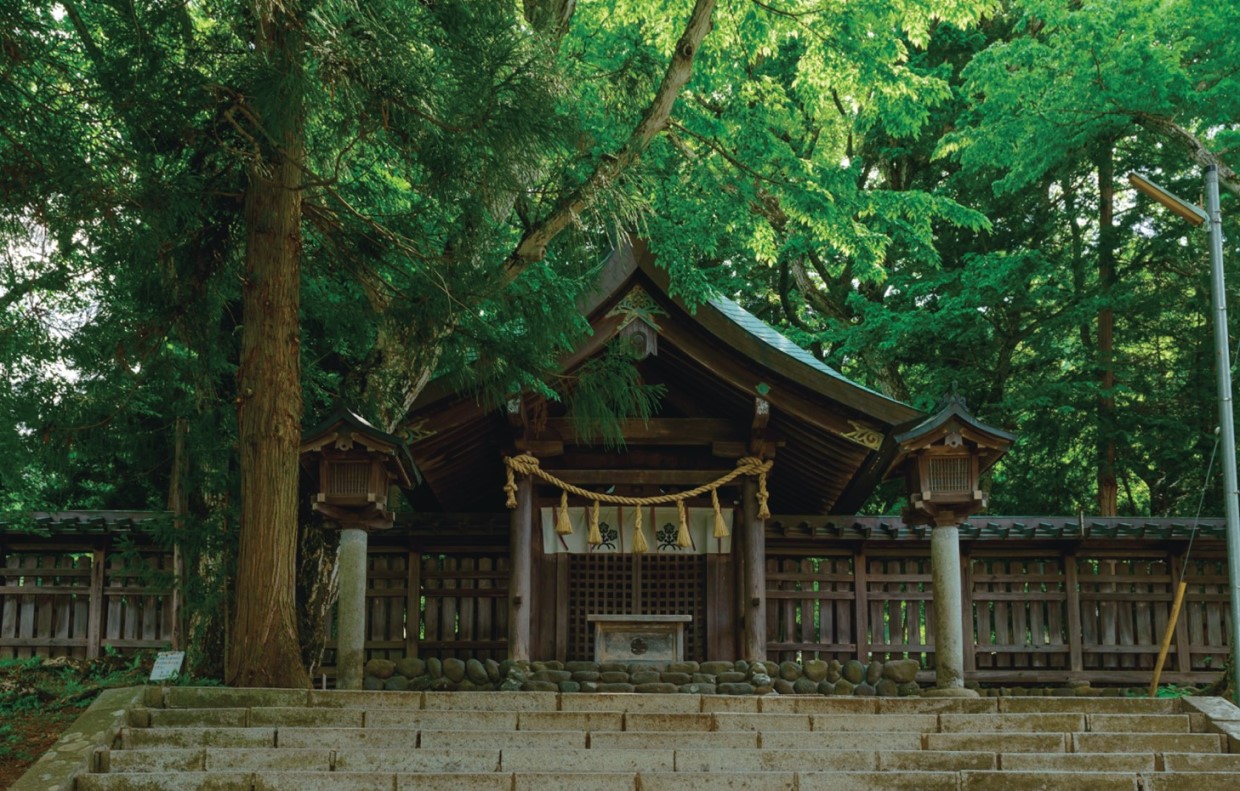 勇壮なる男たちの神事 、諏訪大社、NilesNile4月号特集