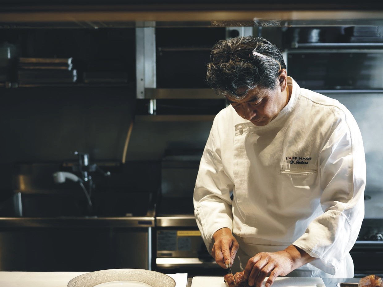 極上の味付けはシェフの「羊愛」、羊特集、5月号