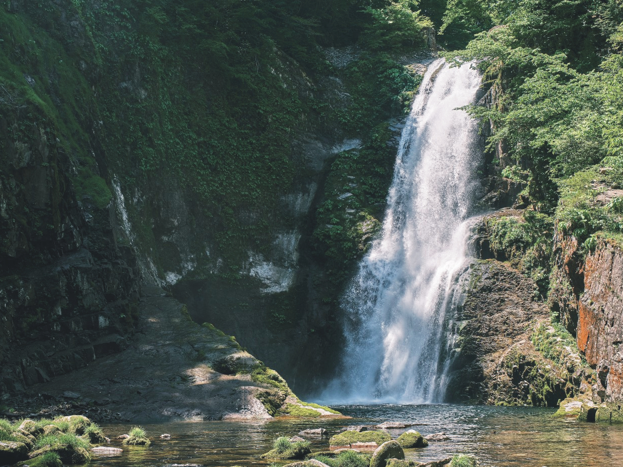 秋保特集、水と巨岩の杜