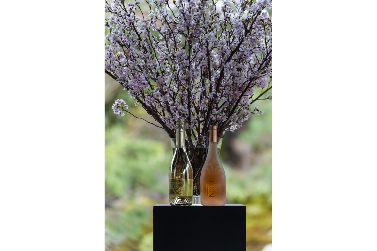 ノンアルコールビバレッジ「NOOH」のラグジュアリーなローンチ