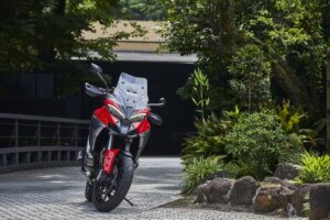 疾走の先にある静寂、ドゥカティ、新型ムルティストラーダV4
