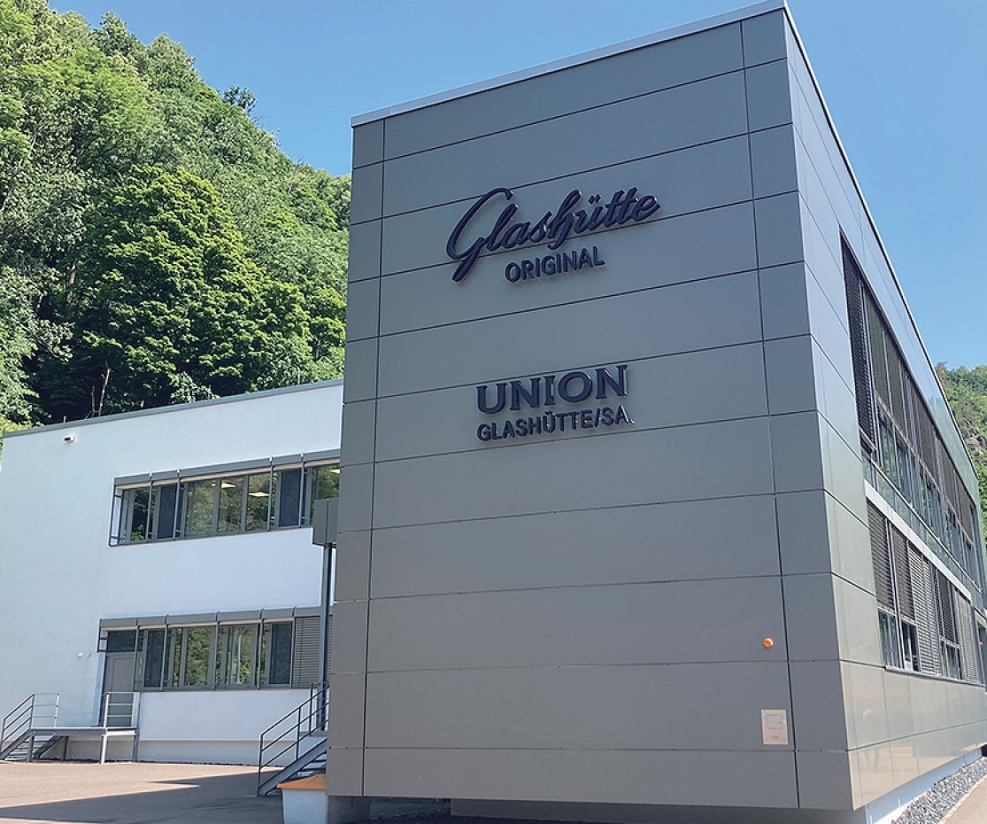 不朽の価値 第25回、まつあみ靖、グラスヒュッテ・オリジナルの新ダイアルマニュファクトリーを訪ねて