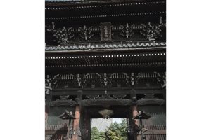 紫式部は何者か